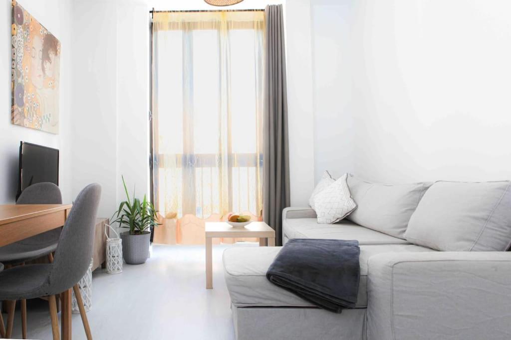 Appartamento Stylish 2 Bedroom Next To Lamerced Plaza Málaga